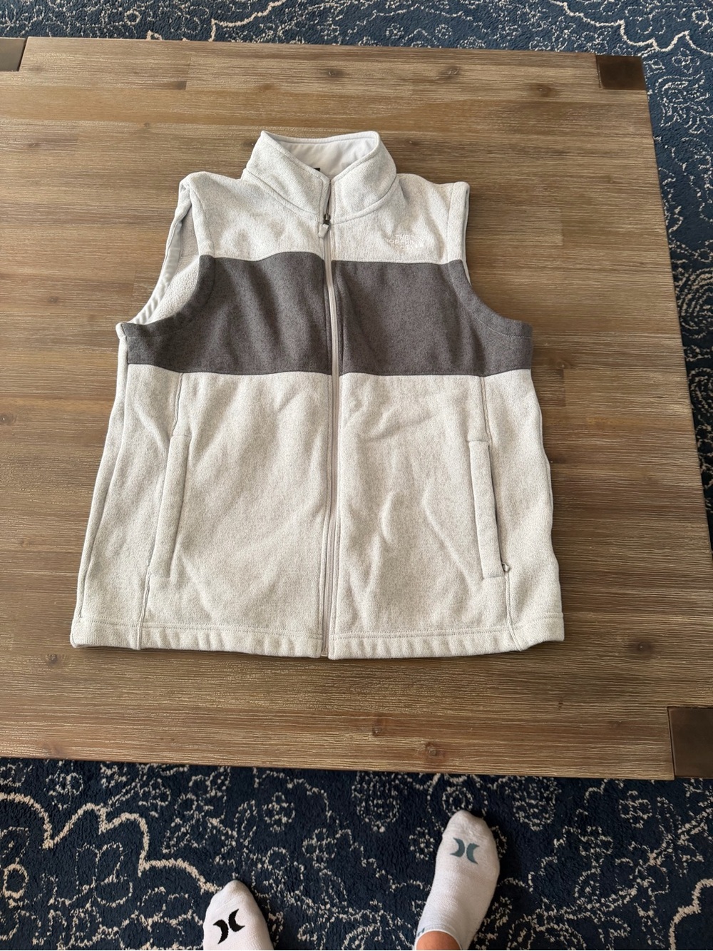 The North Face Kids Two-Tone Fleece Vest in Light Gray and Dark Gray